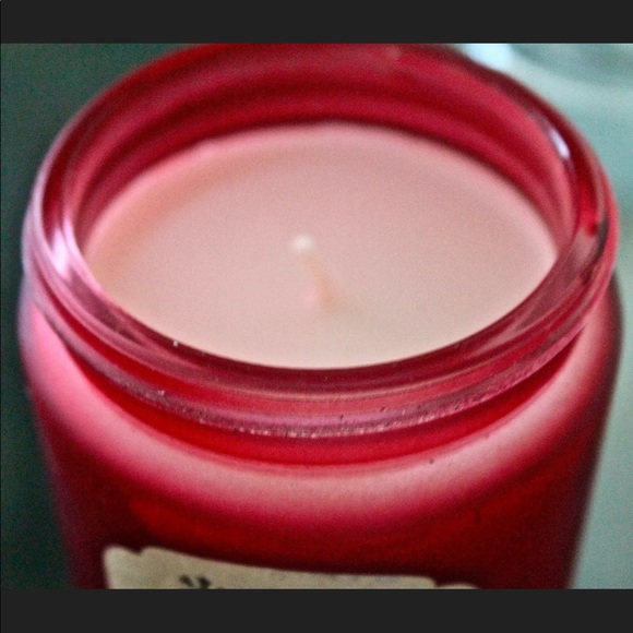DW HOME CANDLE CANDY CANE JOY TO THE WORLD SCENTED NEW - Picture 2 of 3